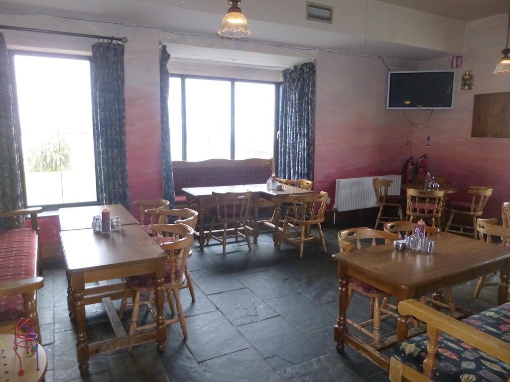 Hotel Ostan Oilean Acla Achill Sound Exterior foto