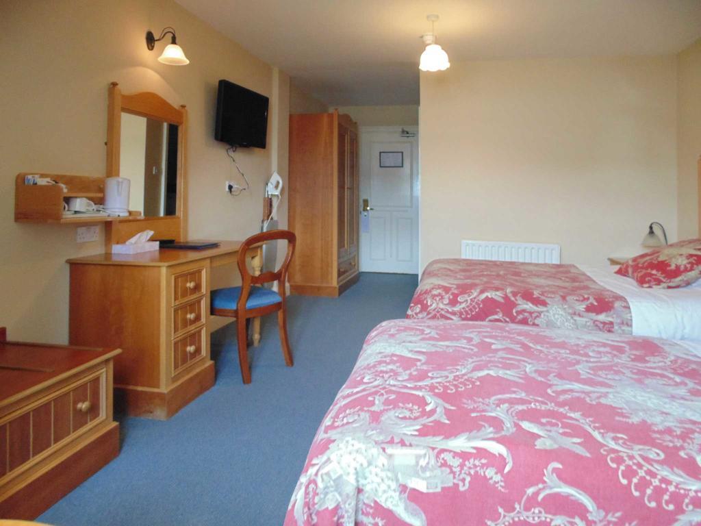 Hotel Ostan Oilean Acla Achill Sound Exterior foto