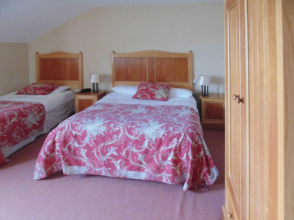 Hotel Ostan Oilean Acla Achill Sound Exterior foto
