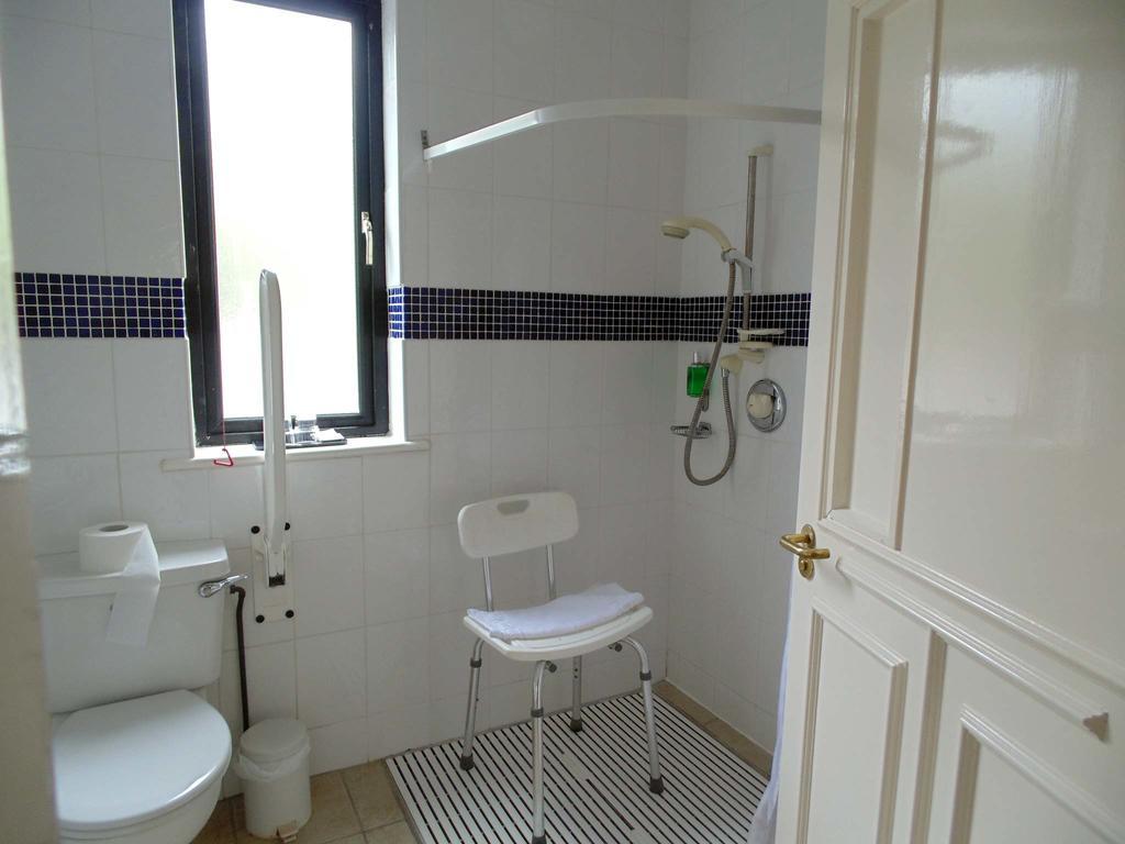 Hotel Ostan Oilean Acla Achill Sound Exterior foto