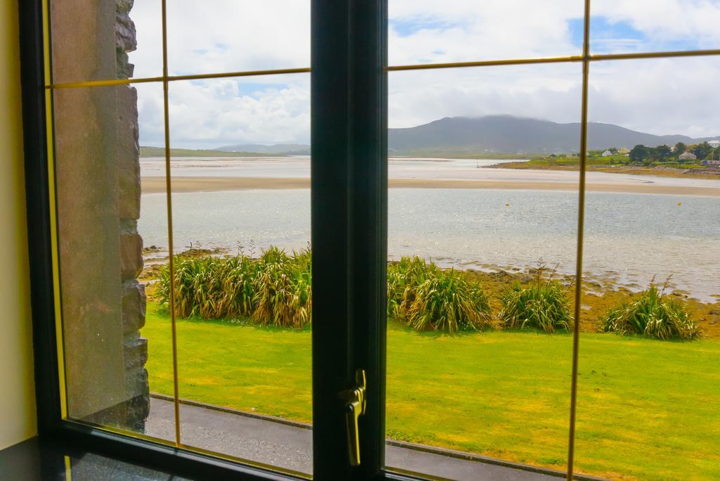 Hotel Ostan Oilean Acla Achill Sound Exterior foto